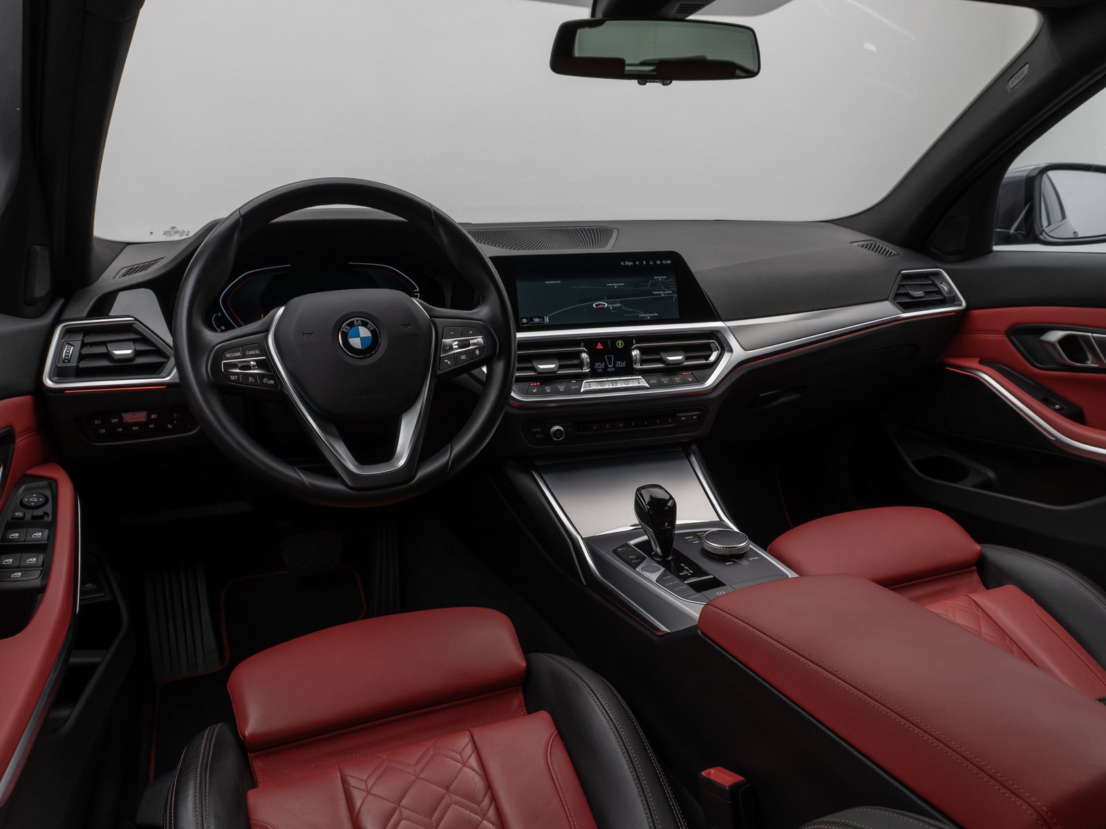 BMW 330i xD SportLine - Samsaru's Car Outlet