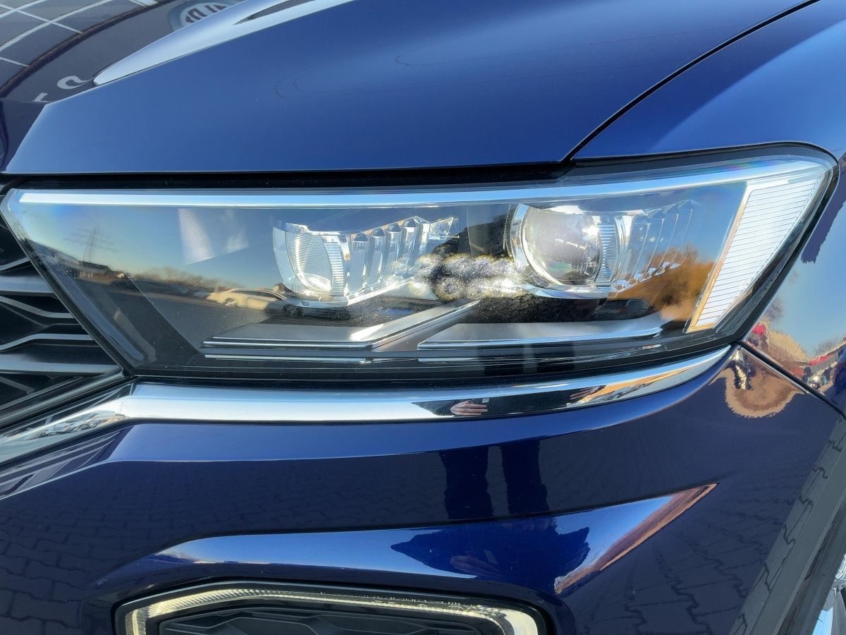 Volkswagen T-Roc 2.0TDI 4M DSG SPORT - Samsaru's Car Outlet