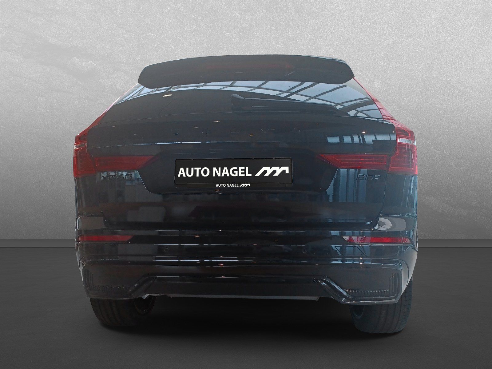 Volvo XC60 B5 Benzin AWD BLACK EDITION + AHK