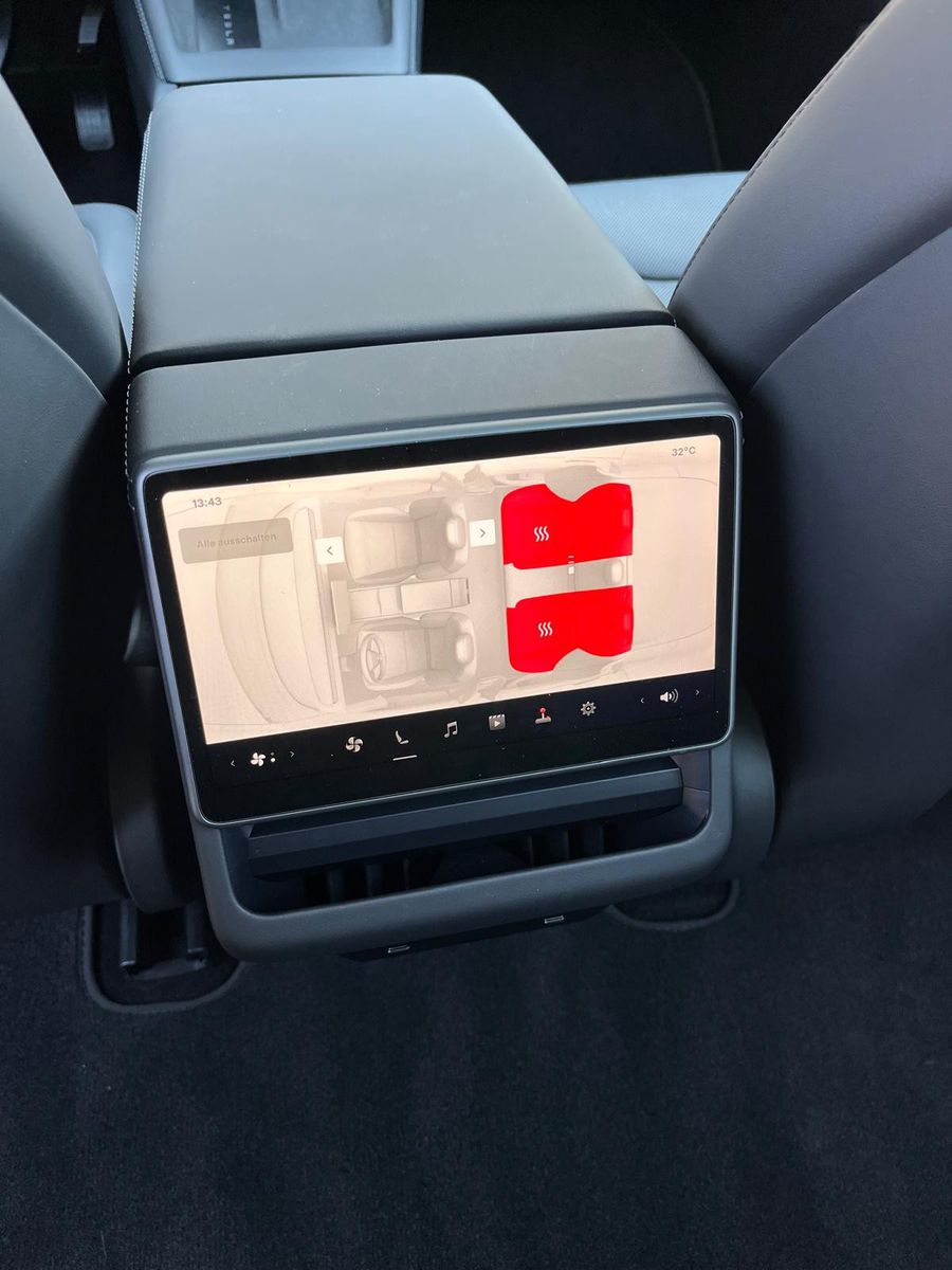 Tesla Model 3 Premium Long Range Dual AWD *6.000 km*