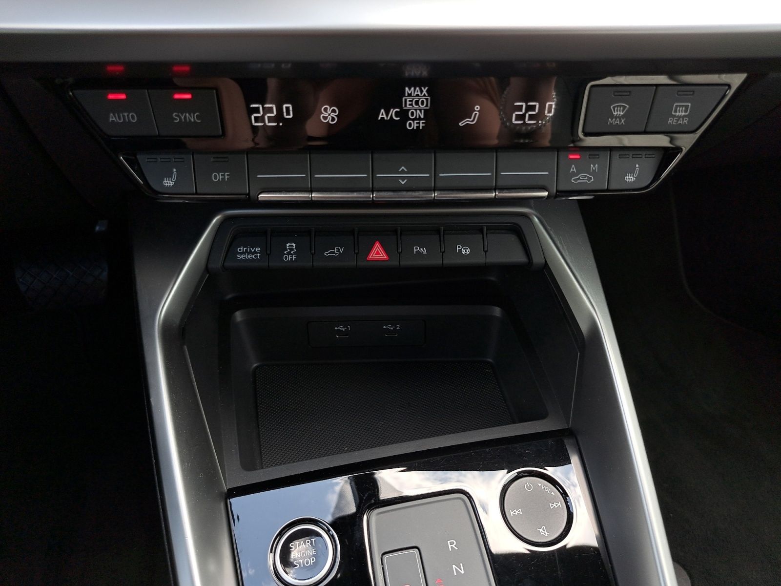 Audi A3 Sportback advanced 40 TFSIe S tronic NAV APP