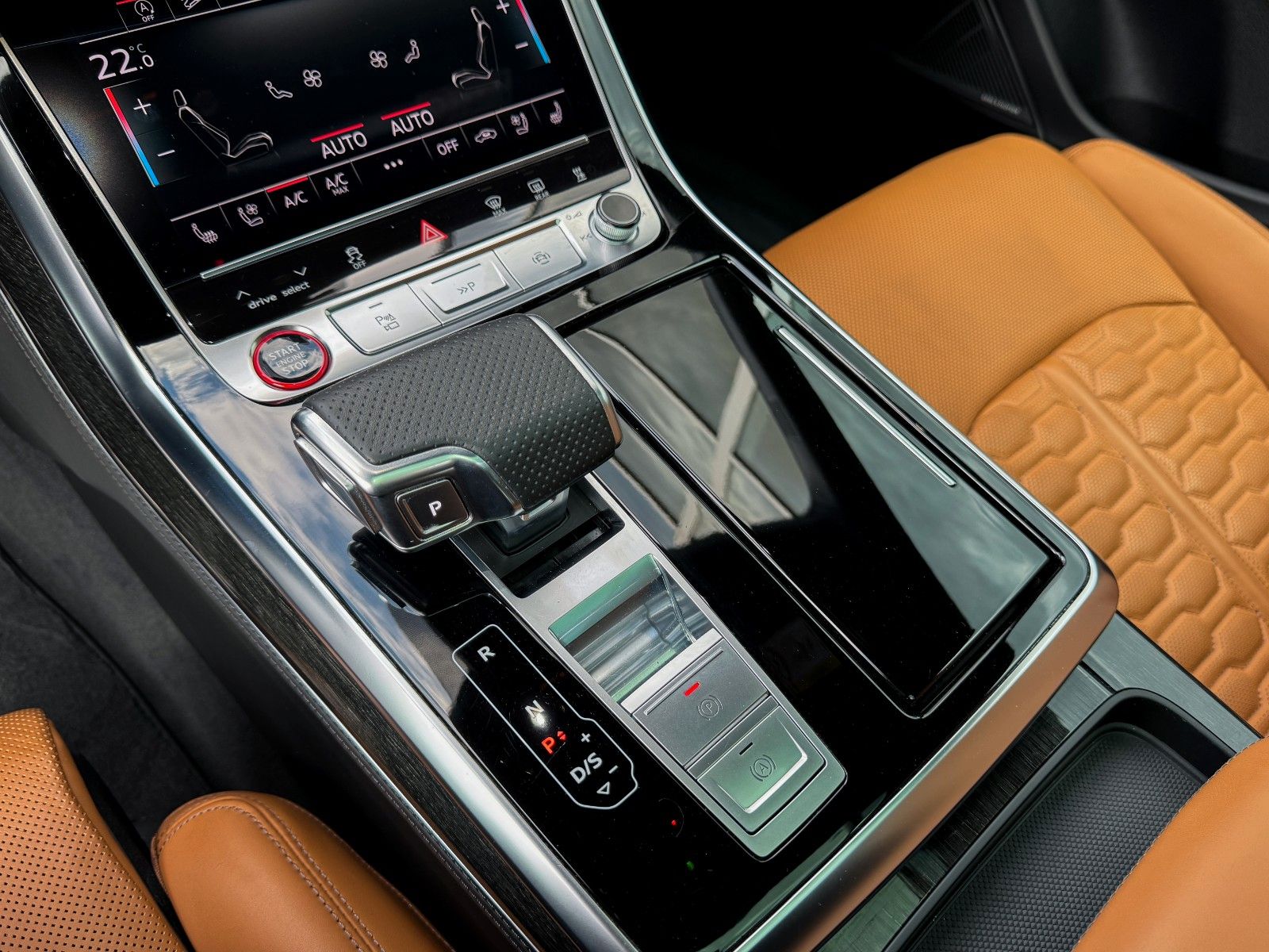 Audi RSQ8 4.0 TFSI quattro*Keramik*Pano*B&O*VOLL*