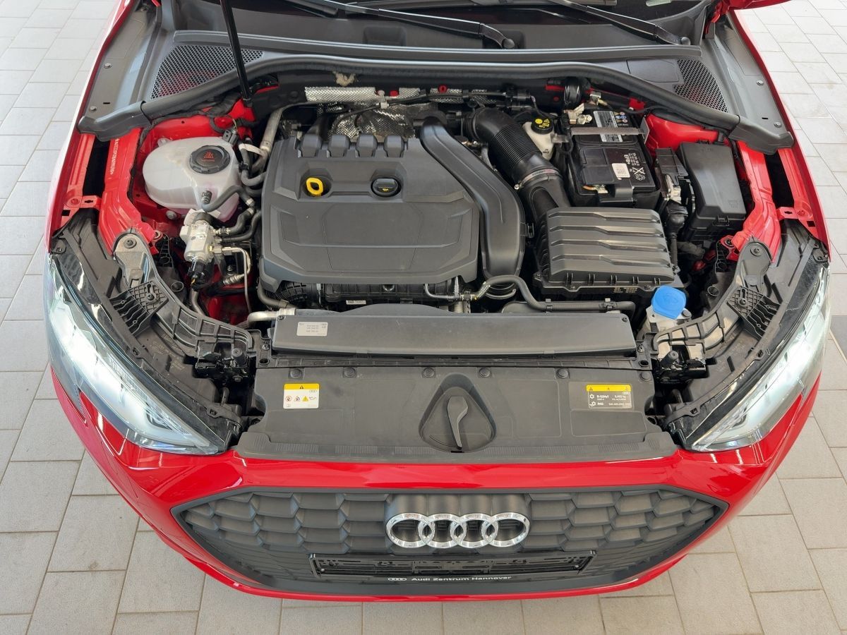 Audi A3 Sportback 30 TFSI g-tron Pano AHK Navi virtua