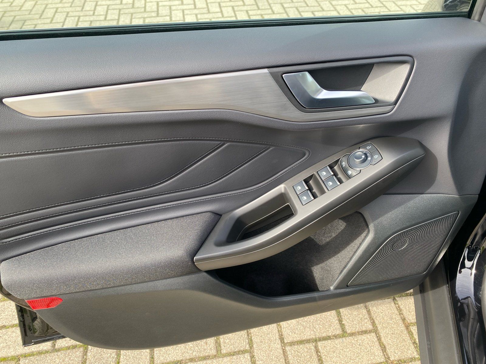 Ford Focus Titanium Edition 1.0 EcoBoost ACC PDC KAM