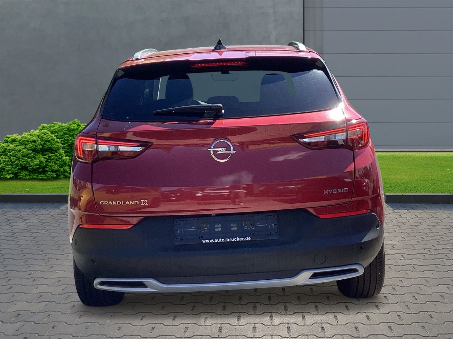 Opel Grandland Business Elegance Plug-in-Hybrid - Samsaru's Car Outlet