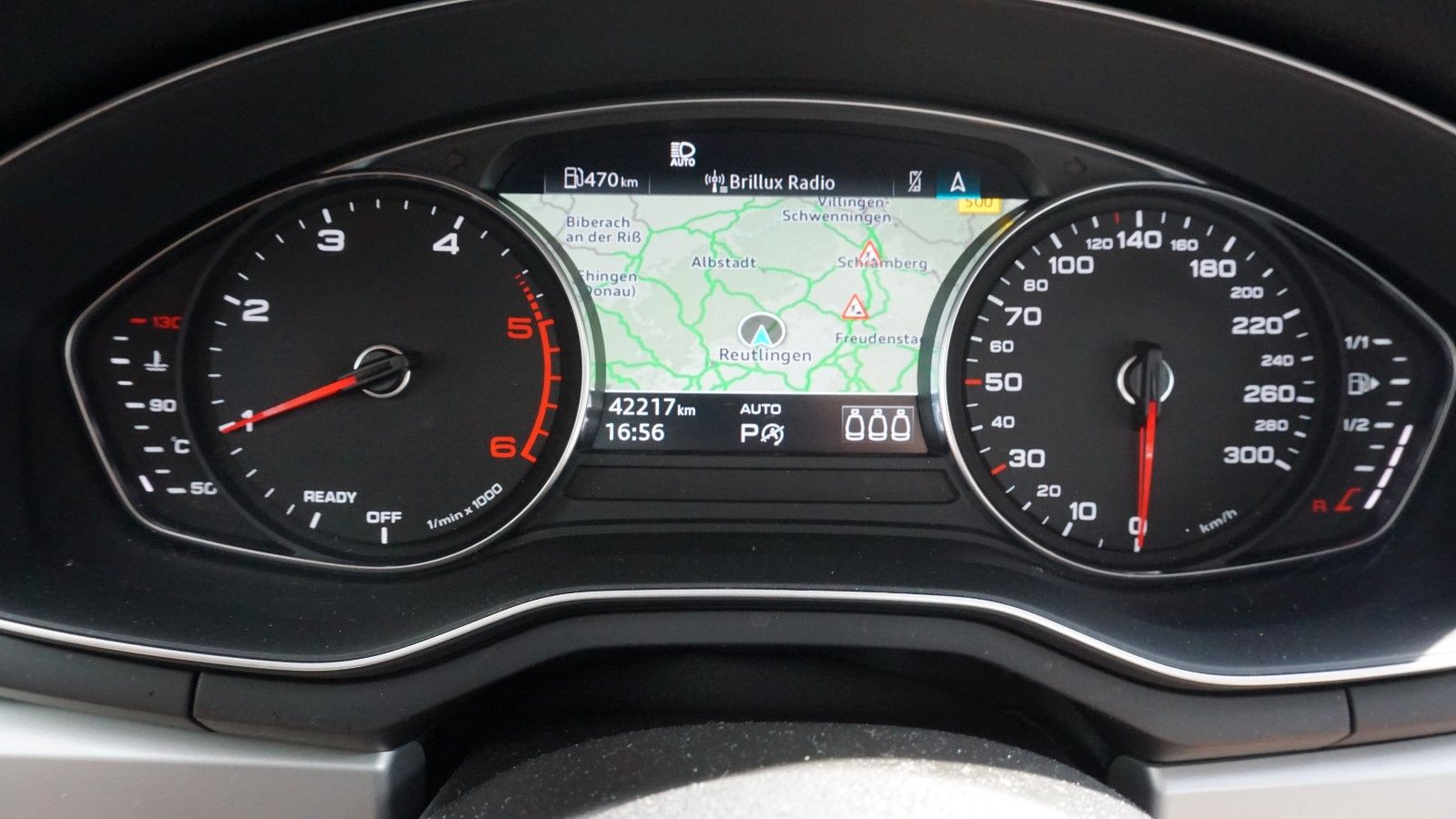 Audi A4 Avant 40 TDI Quattro Advanced - Samsaru's Car Outlet