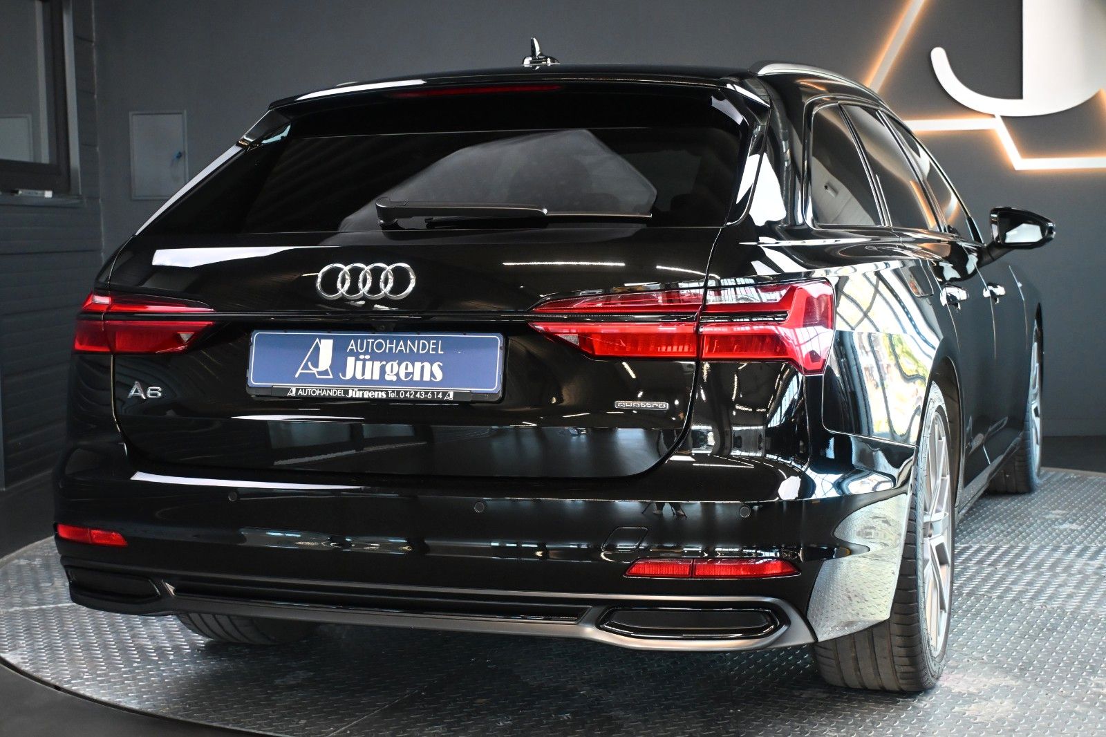 Audi A6 Avant 50 TDI Quattro S-line/LED/BLACK/B&O/RFK