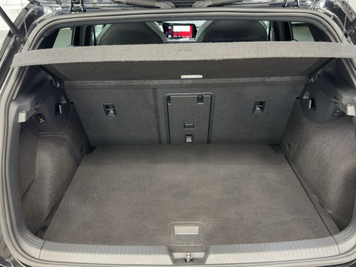 Volkswagen Golf VIII GTD 2.0 TDI DSG AHK ACC LED Navi Kamer