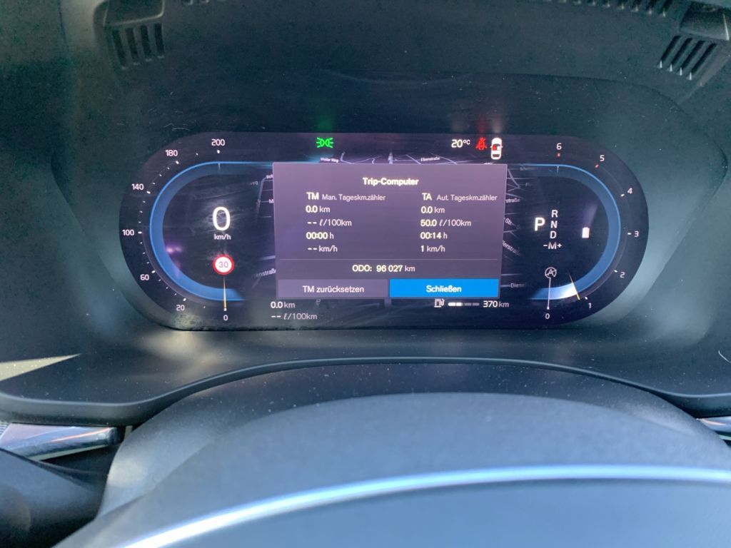 Volvo XC60 B4 D AWD Plus Dark,PANO,AHK,LED