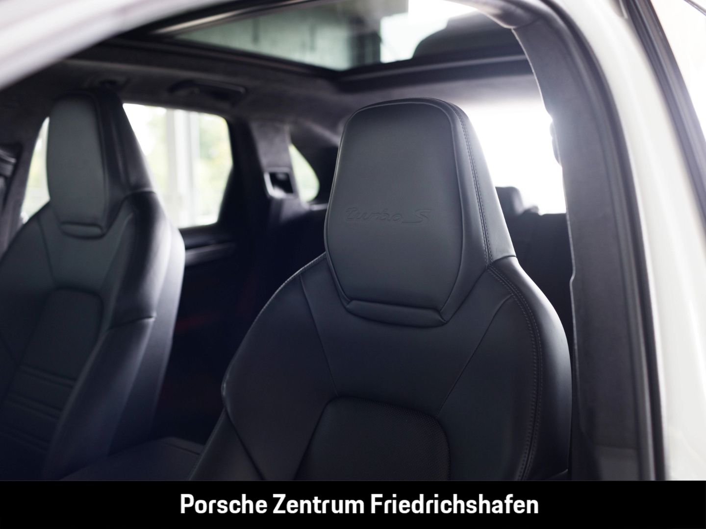 Porsche Cayenne Turbo S E-Hybrid BOSE Sportabgasanlage A