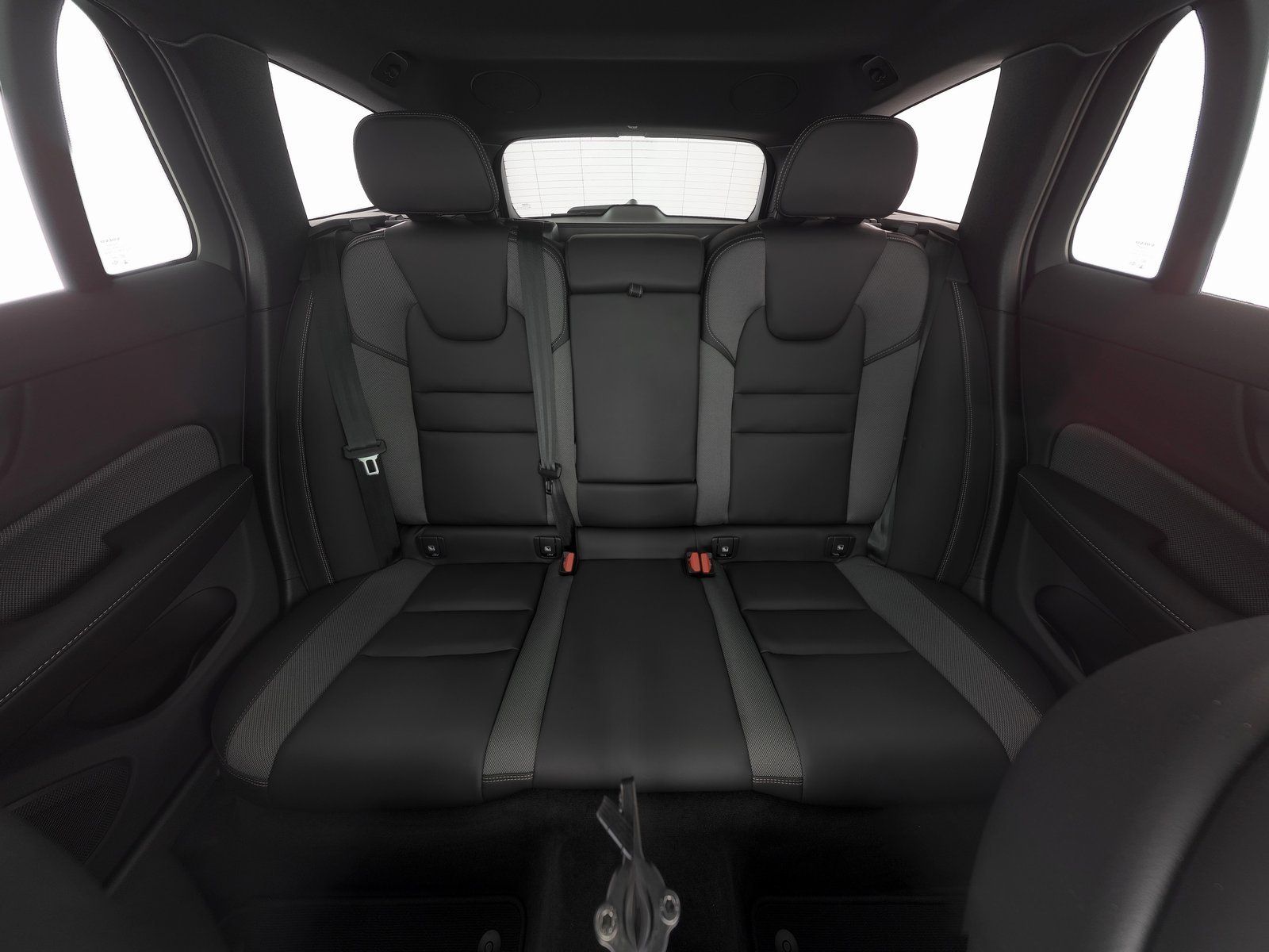 Volvo V60 CC B4 AWD Ultimate SONDERFINANZIERUNG 1,99%*