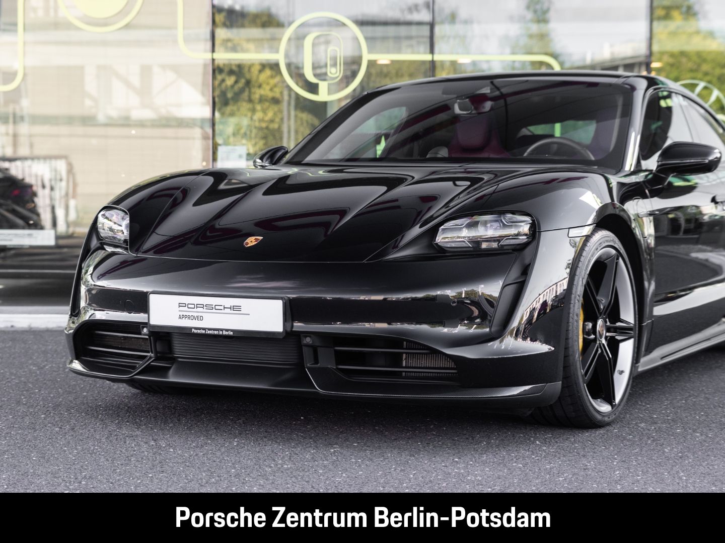 Porsche Taycan Turbo S BOSE Sport-Chrono Paket LED-Matri