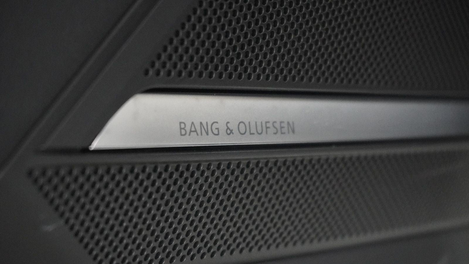 Audi A6 Avant 45 TFSI quattro S line Black Edition - Samsaru's Car Outlet