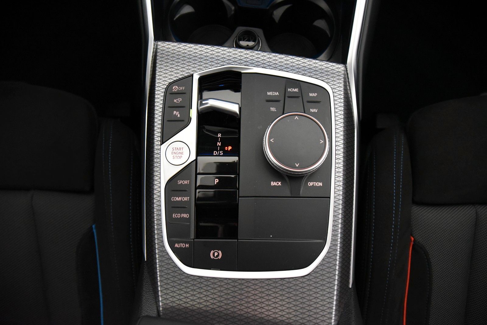 BMW 320d Touring xDrive M Sport Pro ACC Pano HUD H&K