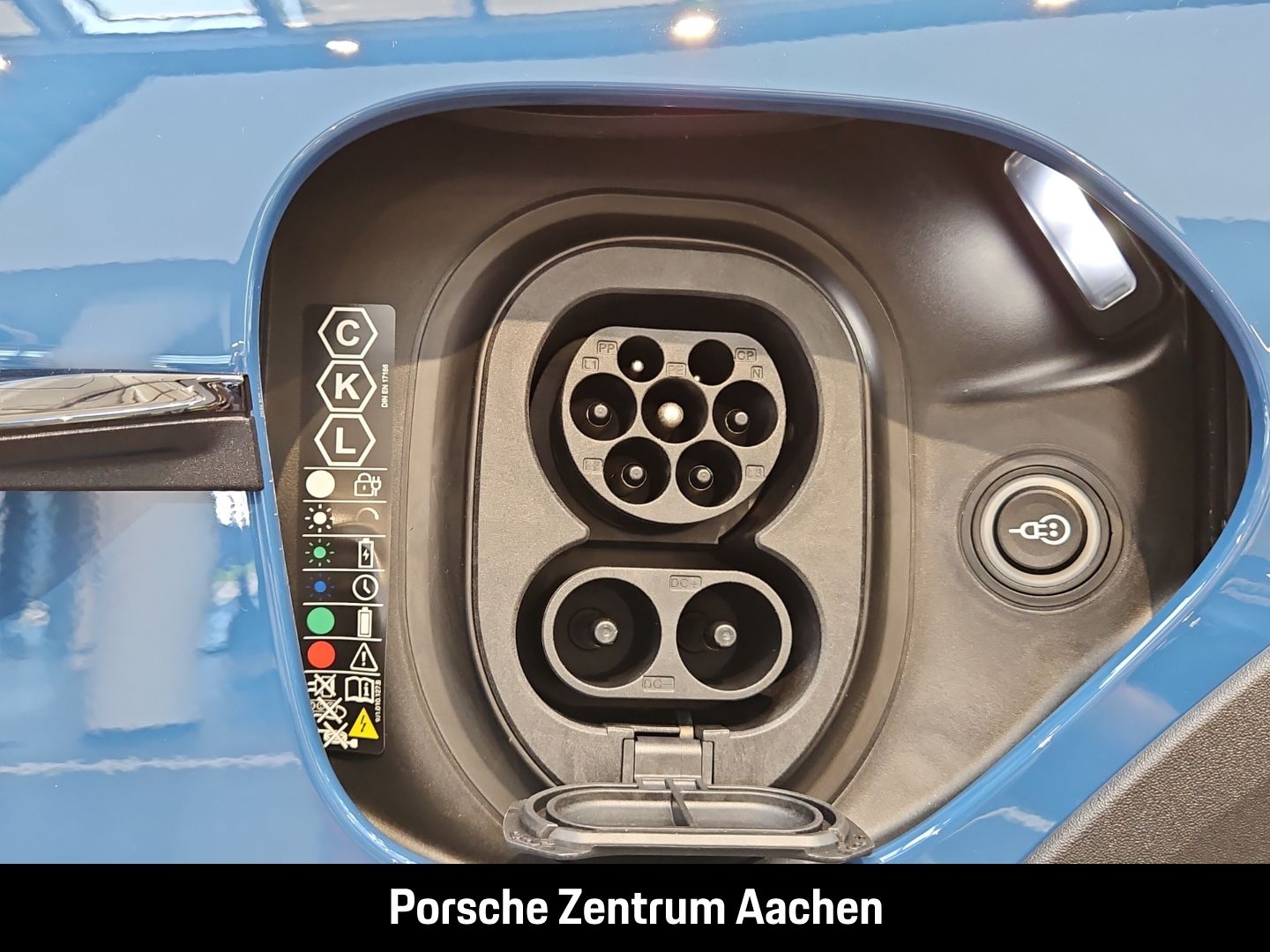 Porsche Taycan 4 Cross Turismo LED-Matrix Head-Up BOSE