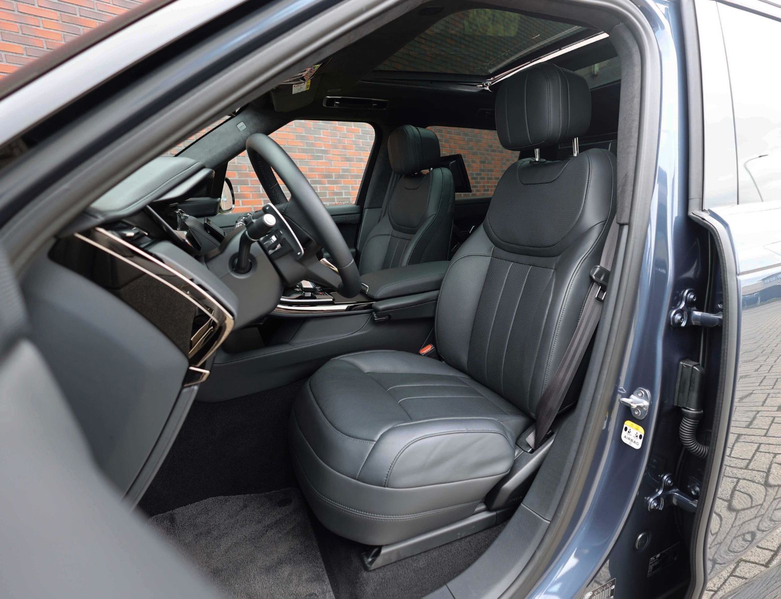 Range Rover Sport P510e Autobiography - Samsaru's Car Outlet