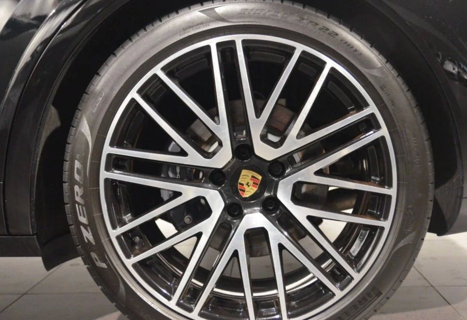 Porsche Cayenne Coupe E-Hybrid
