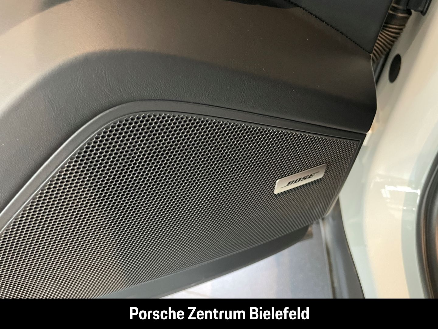 Porsche Cayenne E-Hybrid Panoramadach LED-Matrix BOSE