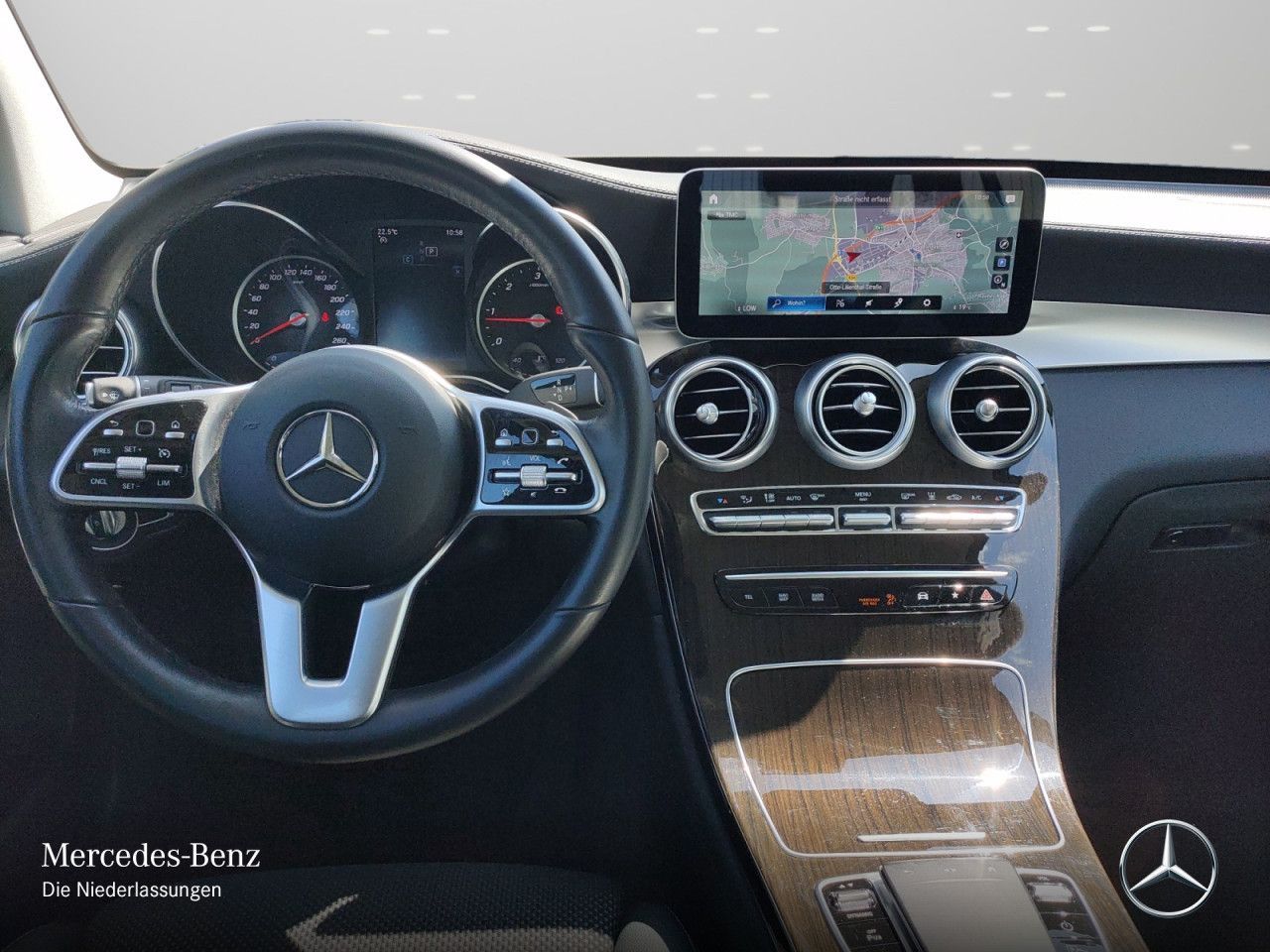 Mercedes-Benz GLC 300 d 4M Exclusive - Samsaru's Car Outlet