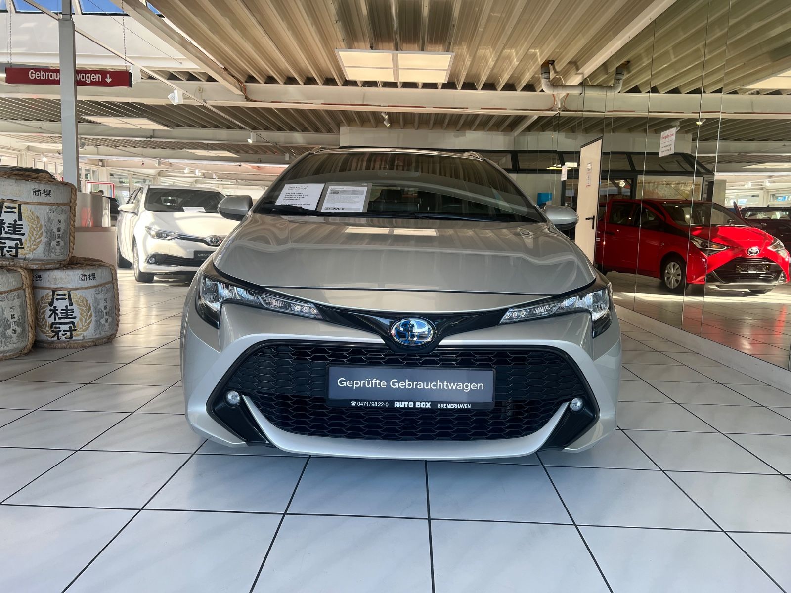 Toyota Corolla TS 1.8 Hybrid Business Edition - Samsaru's Car Outlet