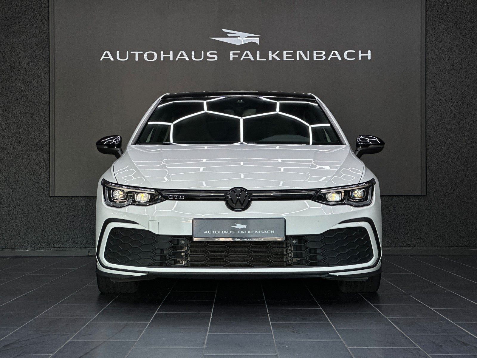 Volkswagen Golf VIII GTD - Samsaru's Car Outlet