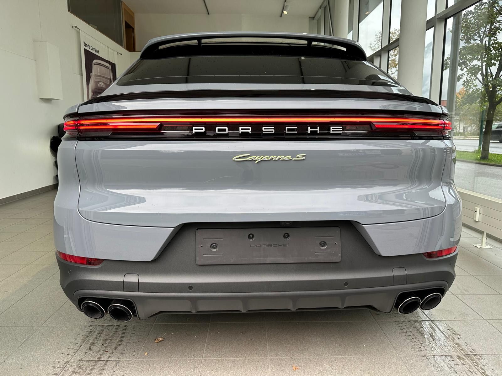 Porsche Cayenne S Hyb Coupe Facelift/gr-rot/AHK/Mtx/22