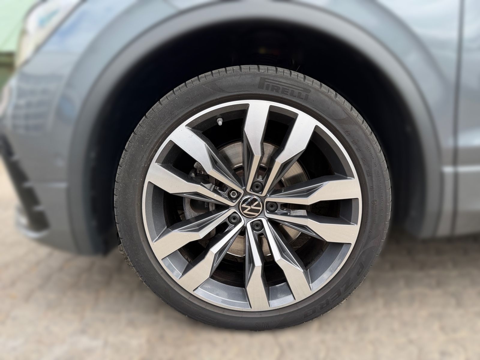 Volkswagen Tiguan Allspace 2.0 TDI DSG R-Line 4Motion Navi