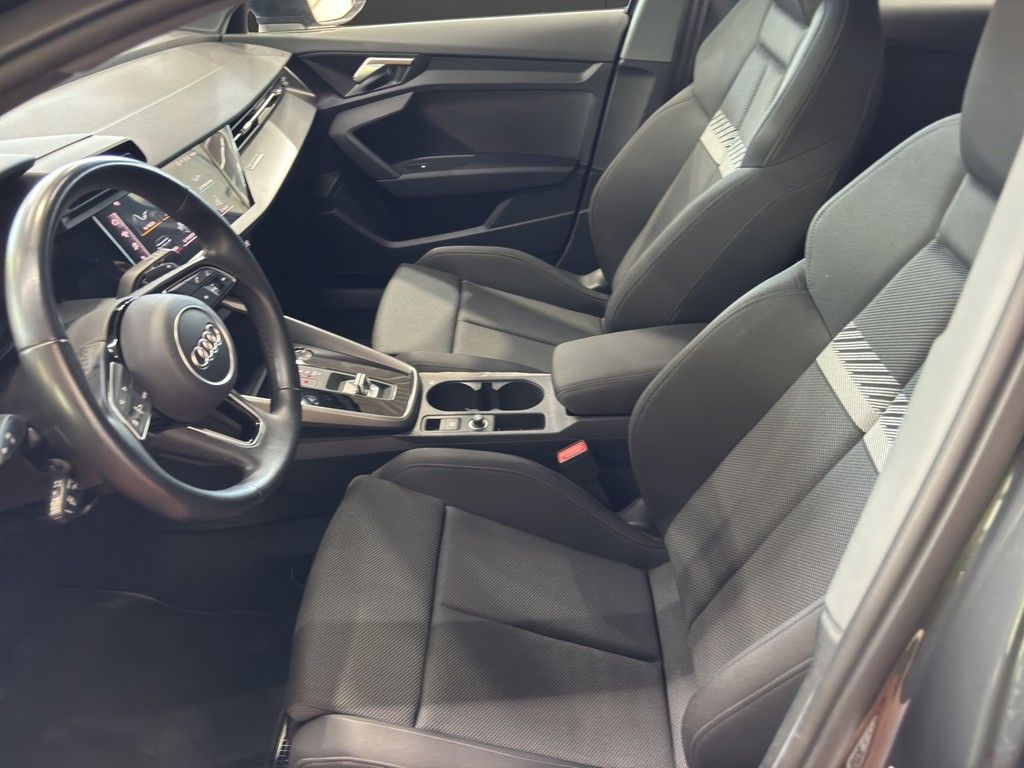 Audi A3 Sportback 1.5 TFSI 35 advanced +Navi+Sportsit