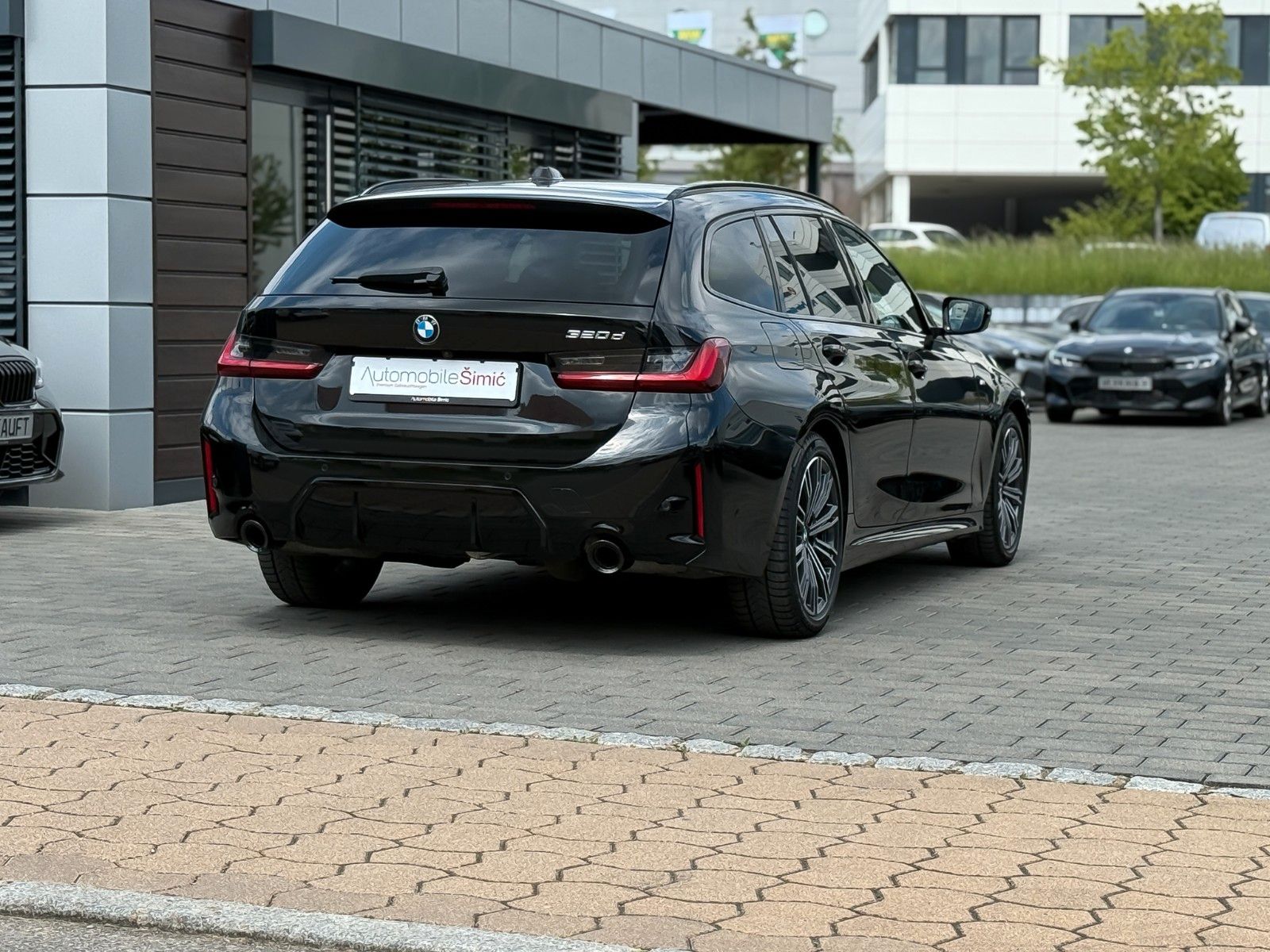 BMW 320d D M Sport AHK HuD 360° hifi ACC