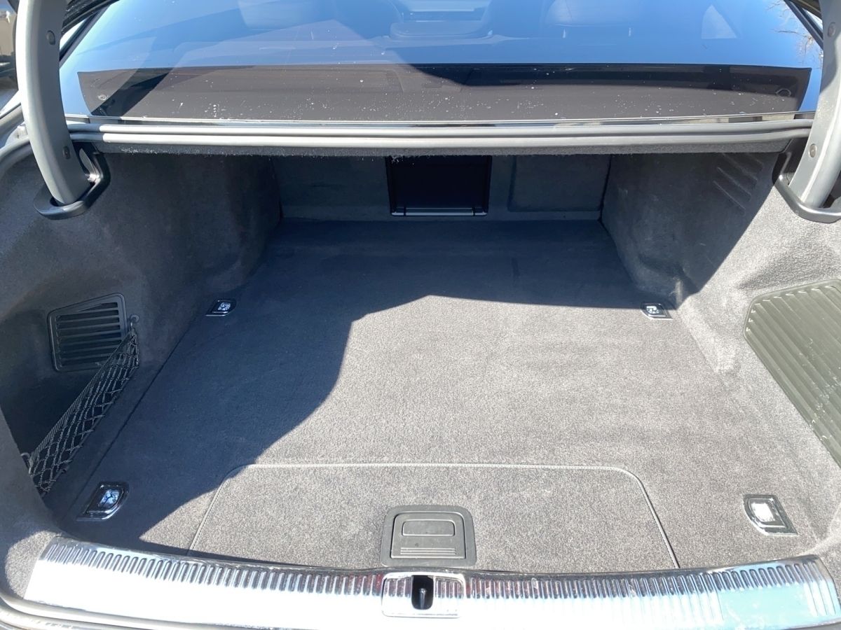 Audi A8 60 TFSI e quattro - Samsaru's Car Outlet
