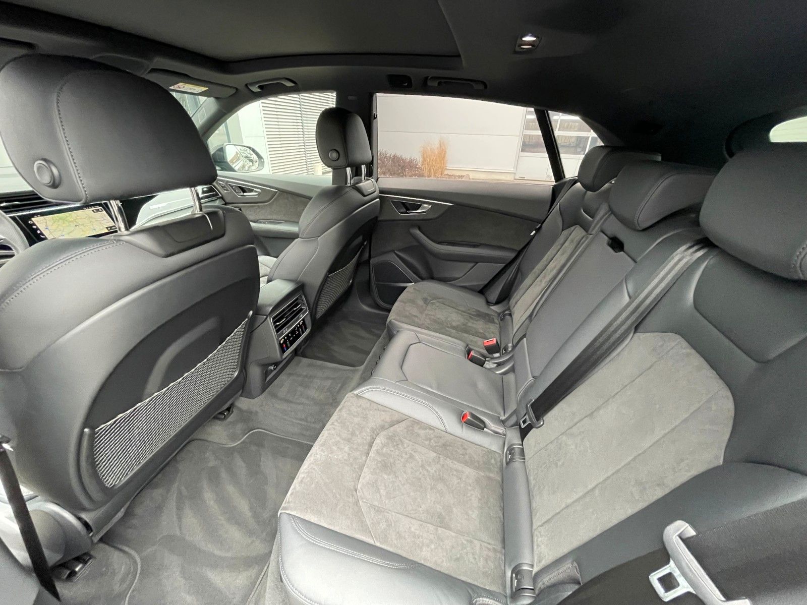 Audi RS Q8 4.0 TFSI qu. BLACK MATRIX DYNAMIK HUD PANO