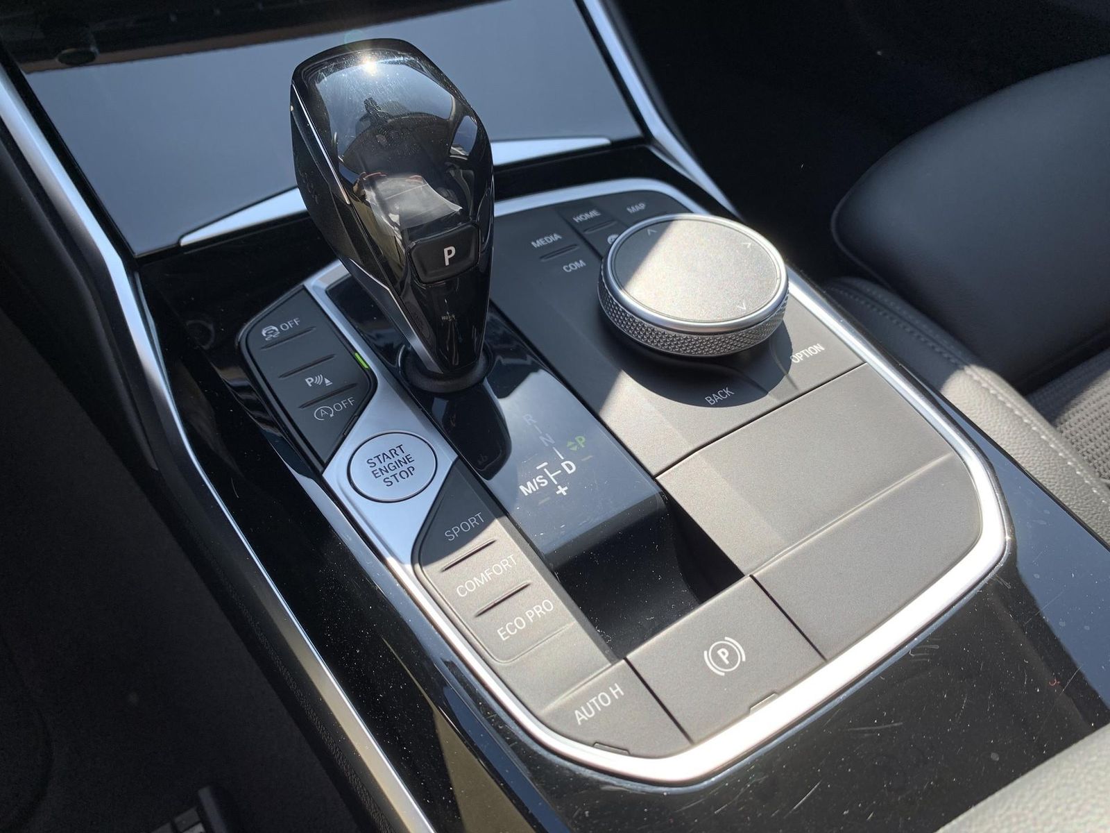 BMW 330i SportLine - Samsaru's Car Outlet