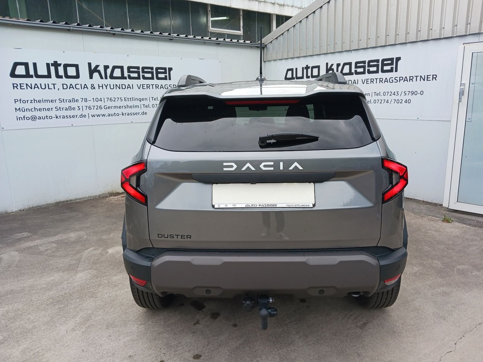 Dacia Duster Journey TCe 130 Mild-Hybrid - Samsaru's Car Outlet