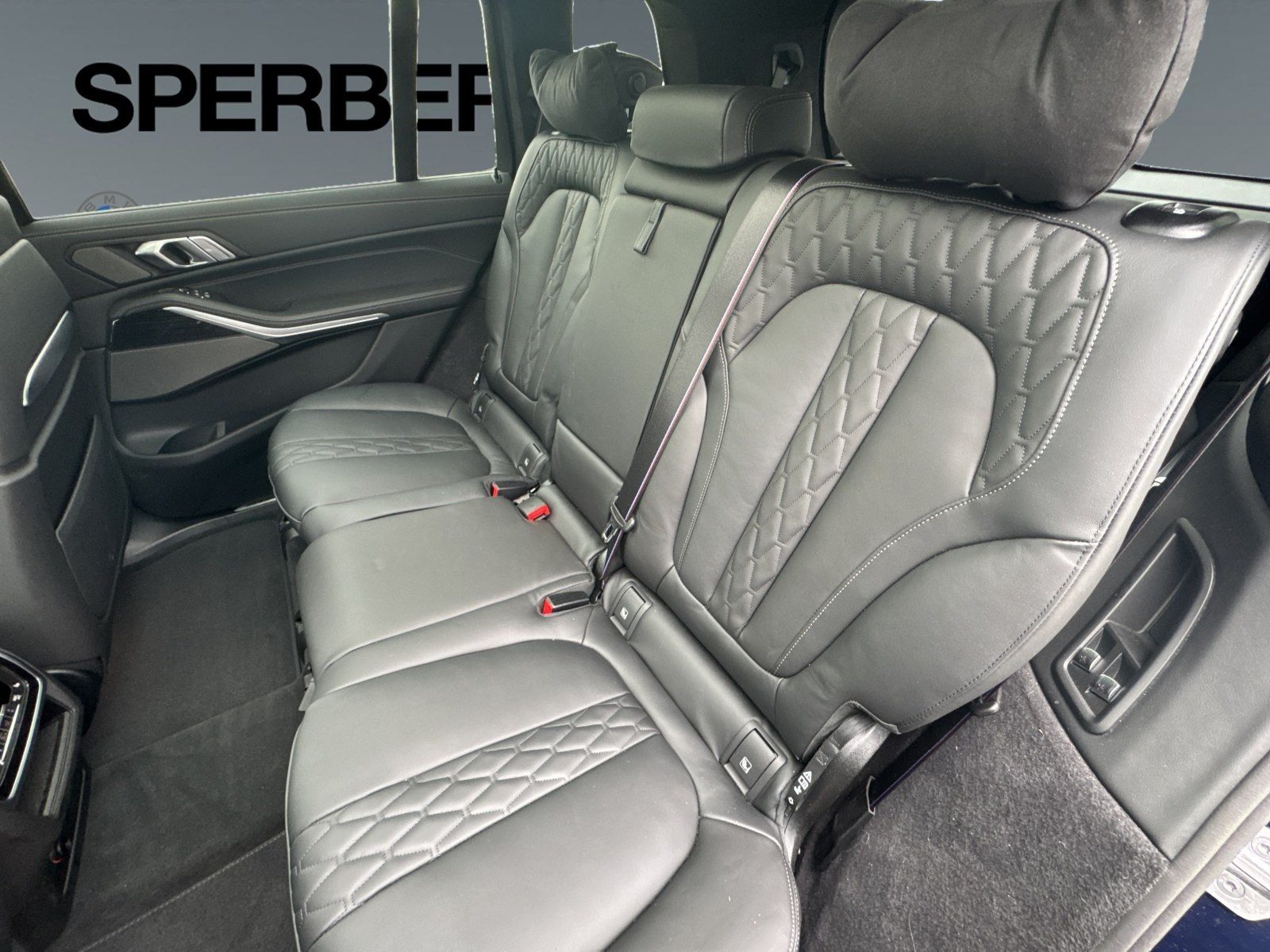 BMW X7 xDrive40d 22 Zoll*M Sport Pro*AHK*Iconic*Stan