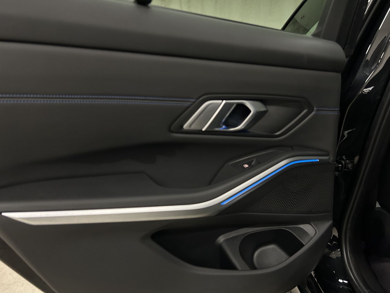 BMW 320d Touring M Sportpaket - Samsaru's Car Outlet