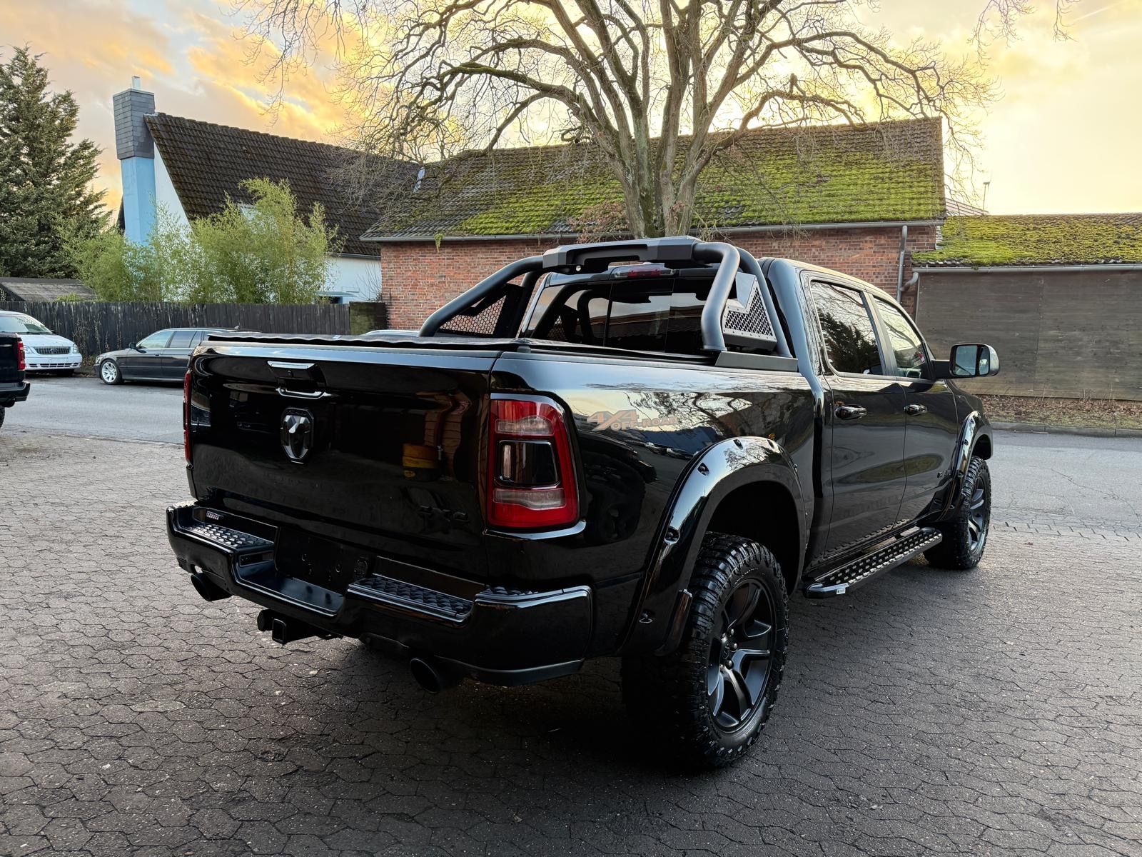 Dodge LPG*SPORT*NIGHT*OFFROAD*AHK*NAVI*BÜGEL*GARANTIE