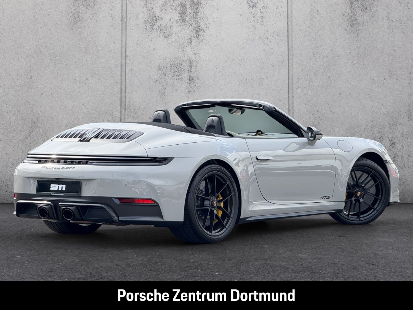 Porsche 992 911 Carrera 4 GTS Cabrio Burmester Clubleder