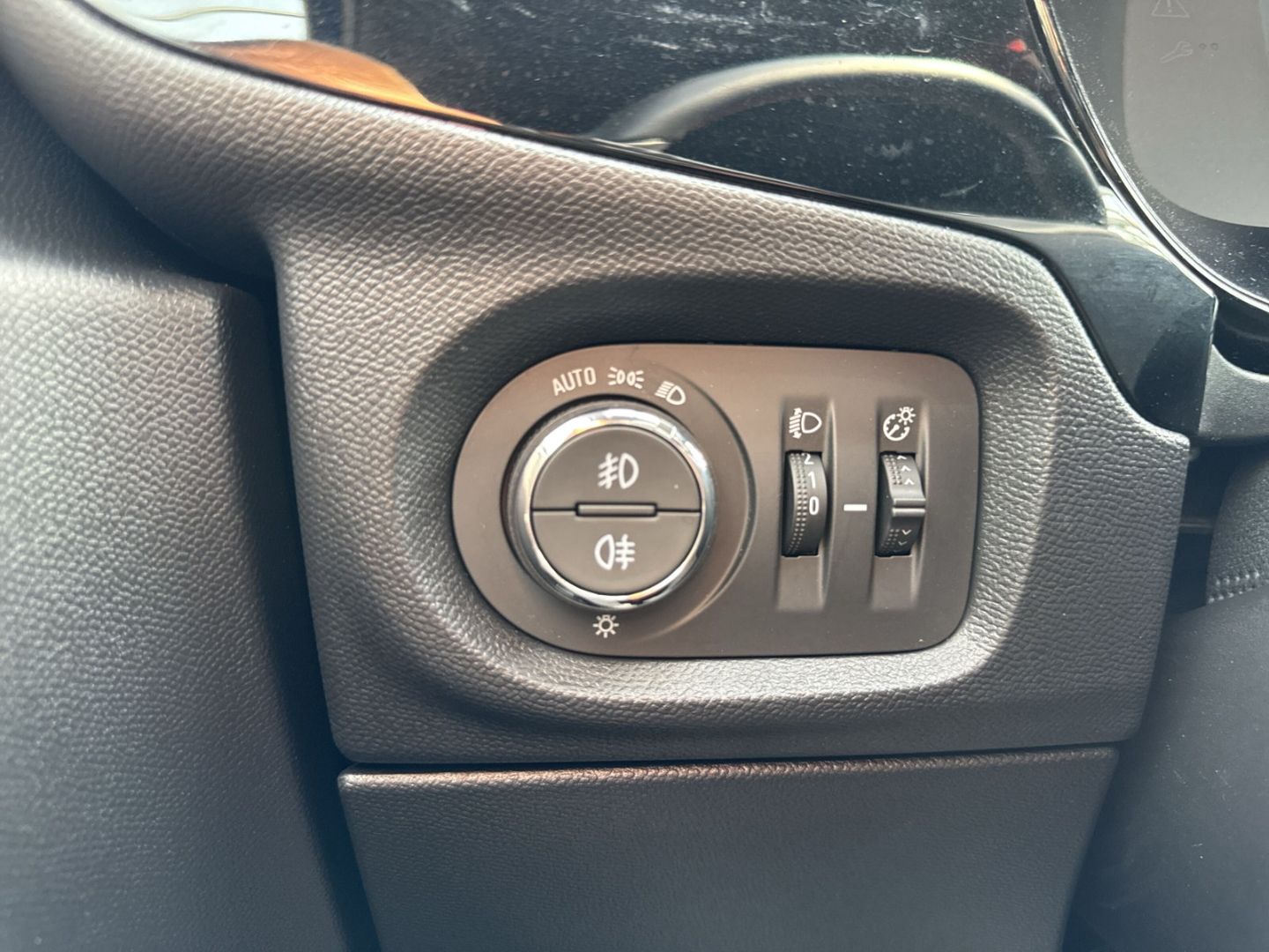 Opel Corsa F GS-Line - Samsaru's Car Outlet