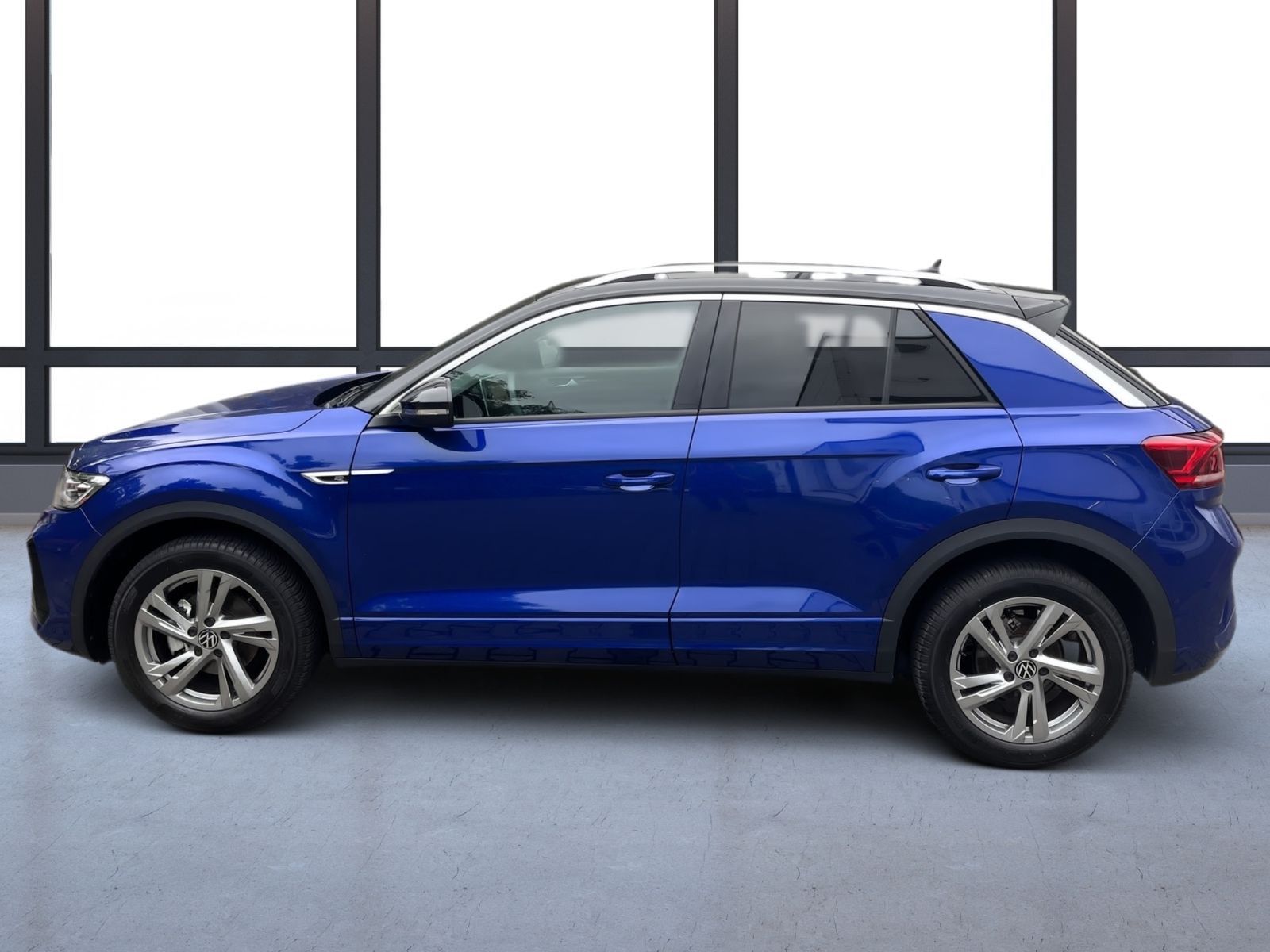 Volkswagen T-Roc 1.0 TSI R-LINE - Samsaru's Car Outlet