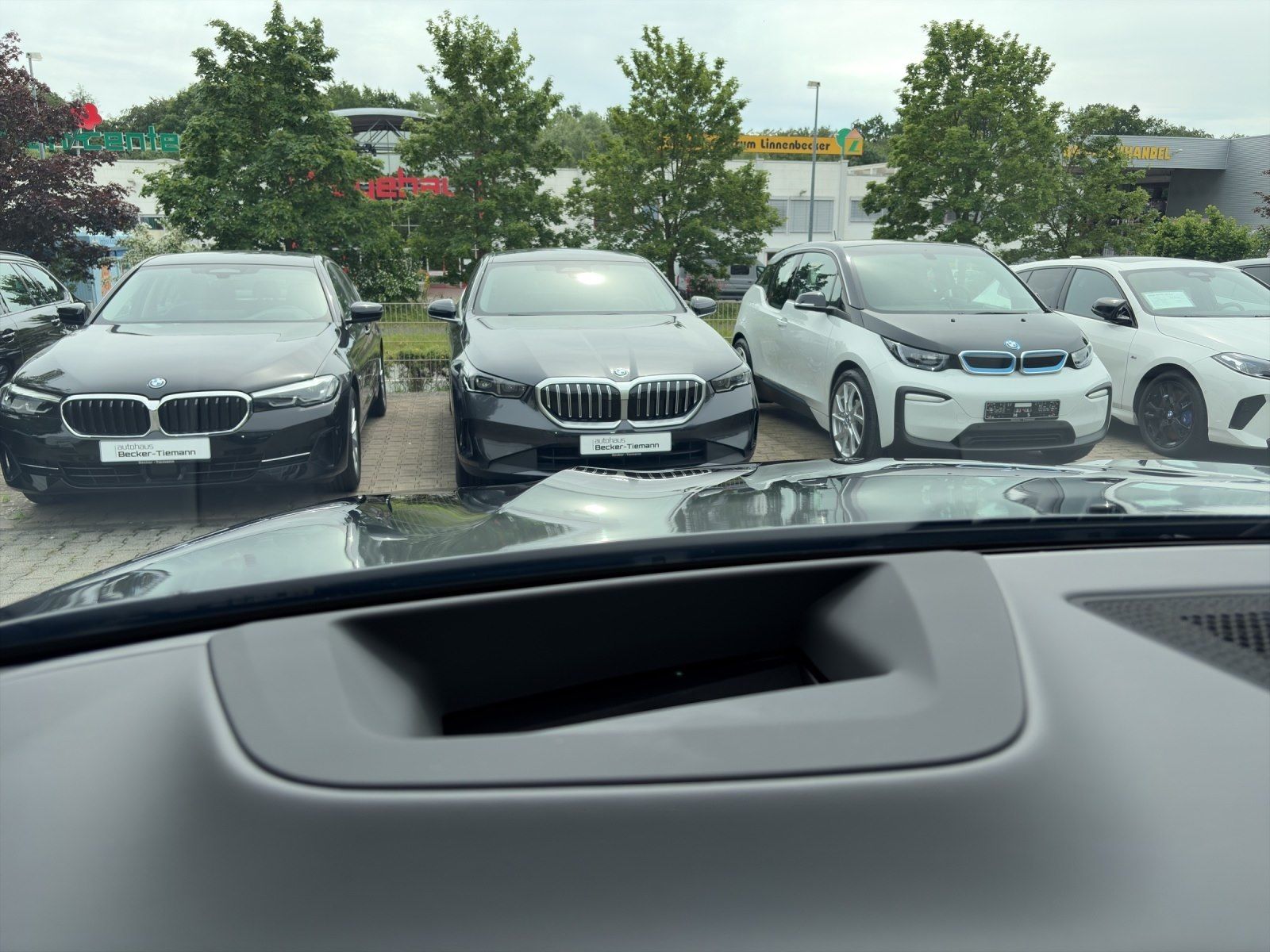 BMW X5 xDrive50e M-Sport Pro AHK Pano Head-Up DrivAs