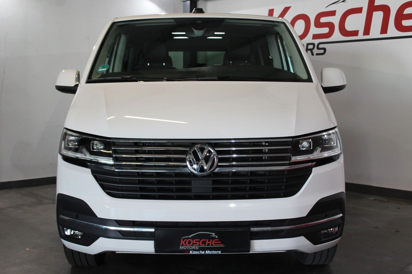 Volkswagen T6.1 Multivan - Samsaru's Car Outlet