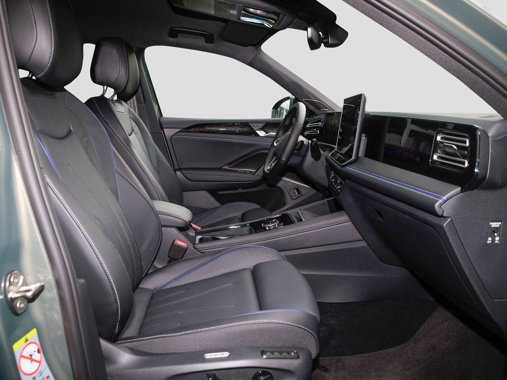 Volkswagen Tiguan 1.5 TSI DSG eHybrid R-Line AHK/Matrix/RFK