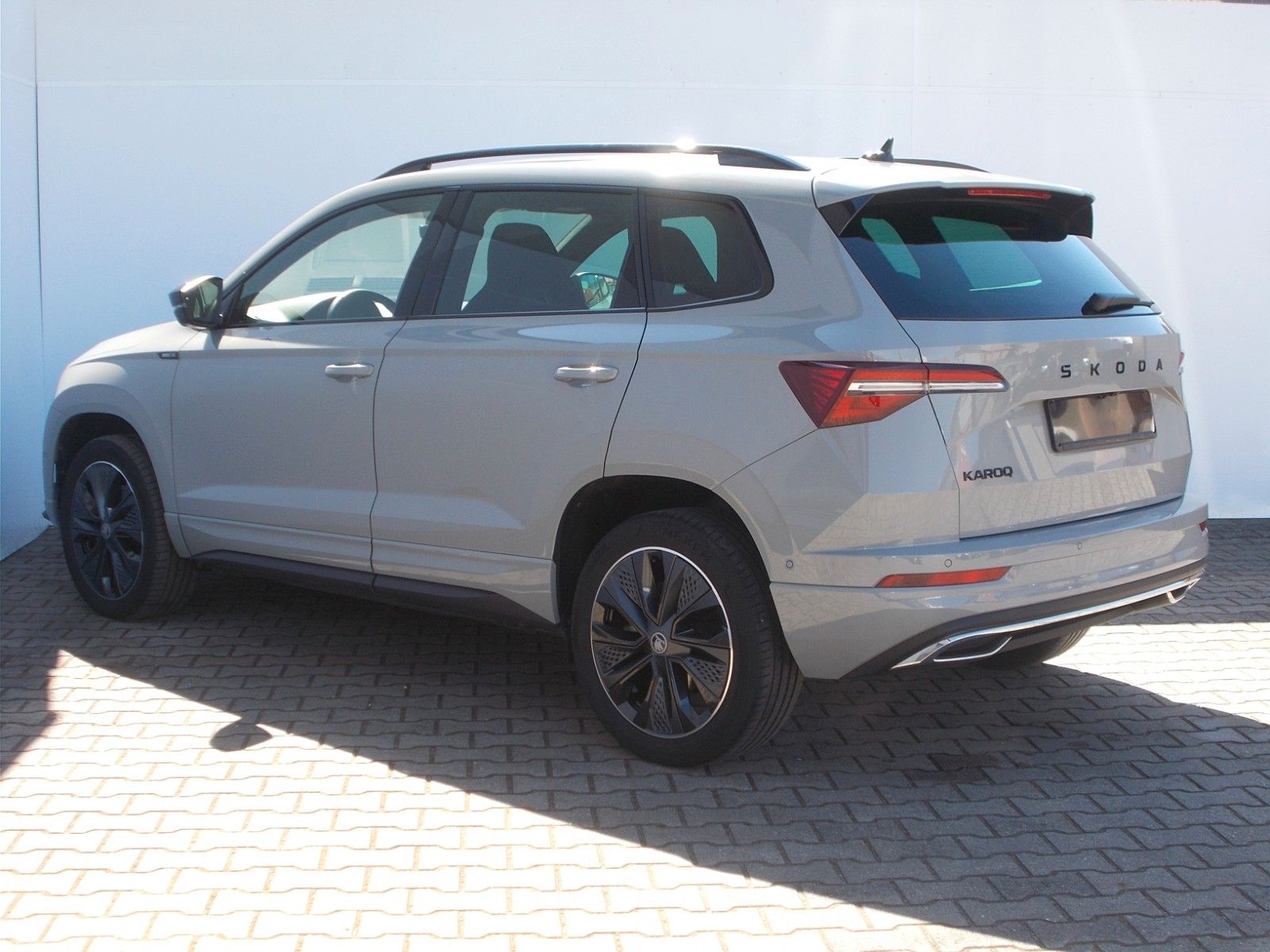 Skoda Karoq  1.5 TSI Sportline*DSG*Navi*LED *360° *AHK