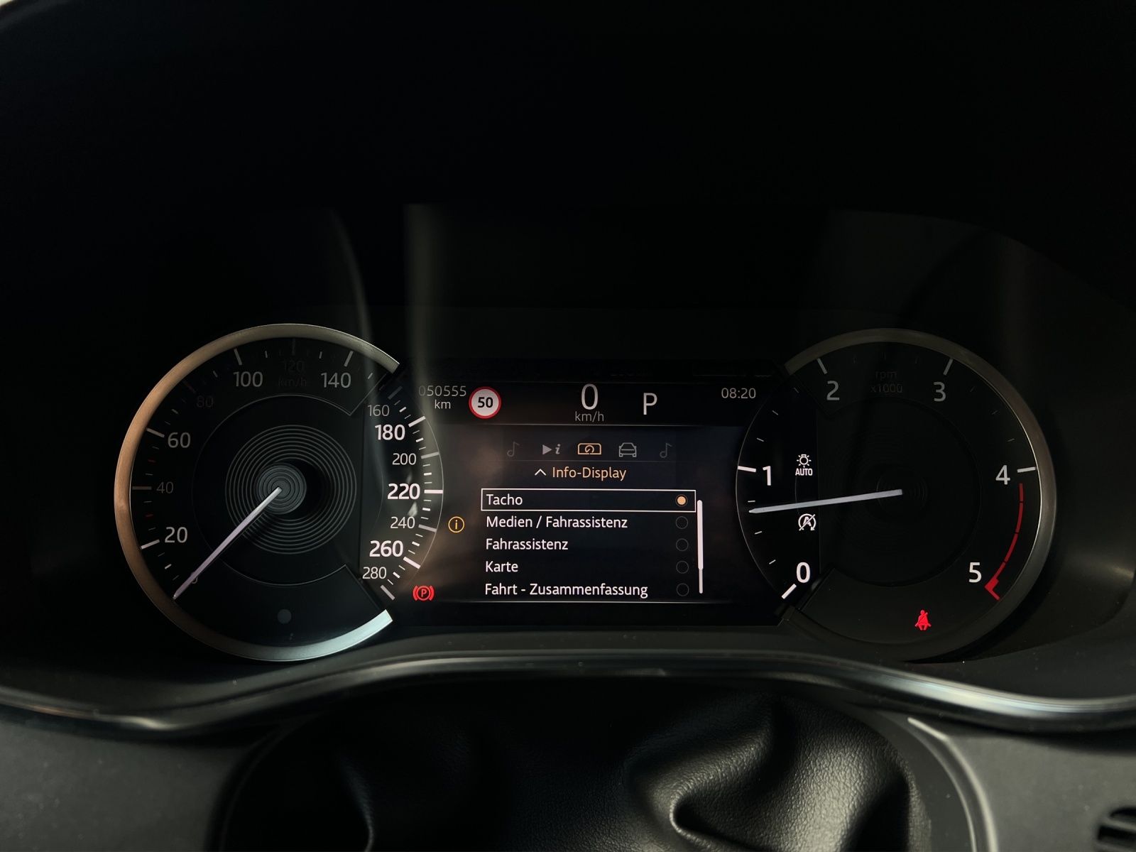 Jaguar F-PACE D300 R-Dynamic SE ACC+AHK+LED+Navi+SD+SHZ