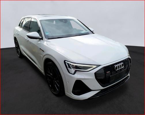 Audi e-tron 55 qu S-LINE Matrix Pano AHK LM21 NP:109K