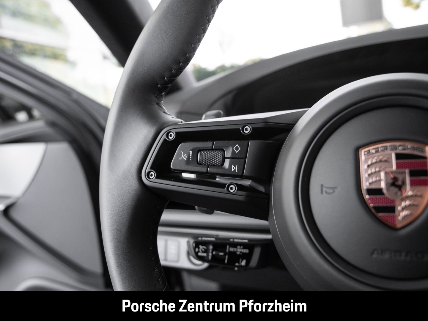 Porsche Panamera 4S E-Hybrid HA-Lenkung InnoDrive BOSE