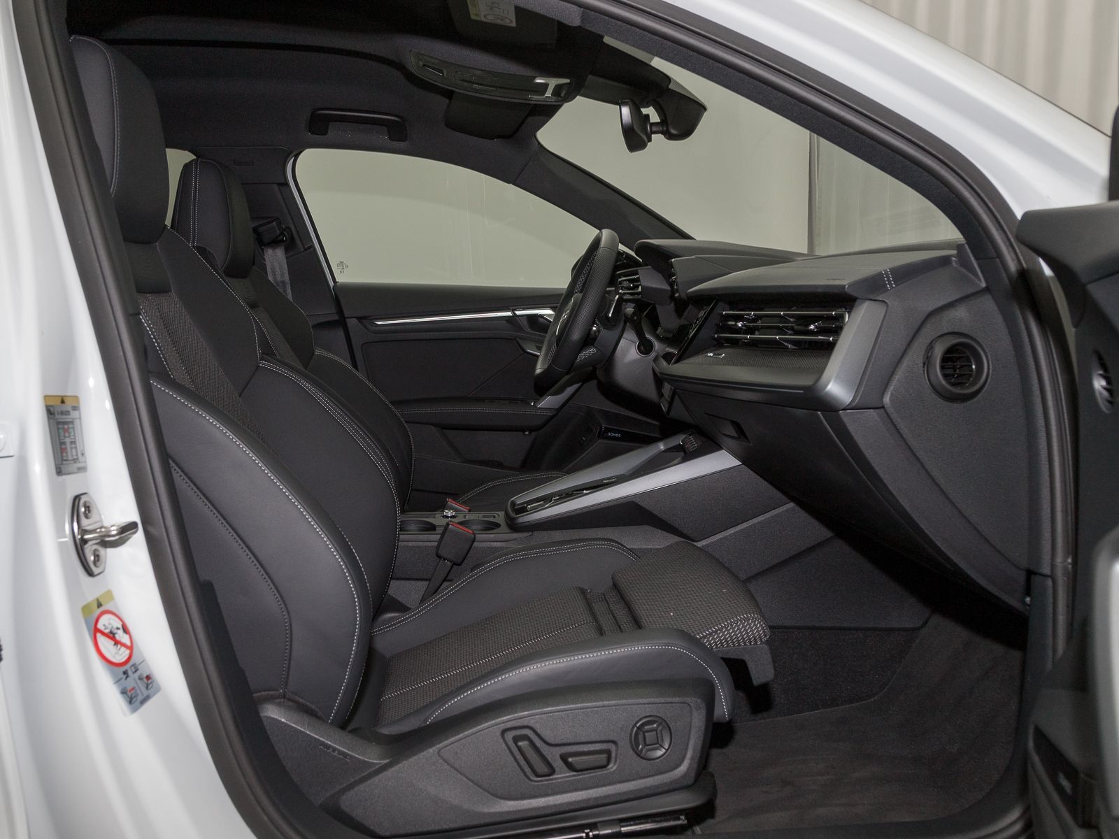 Audi A3 Sportback 30 TFSI S LINE - Samsaru's Car Outlet