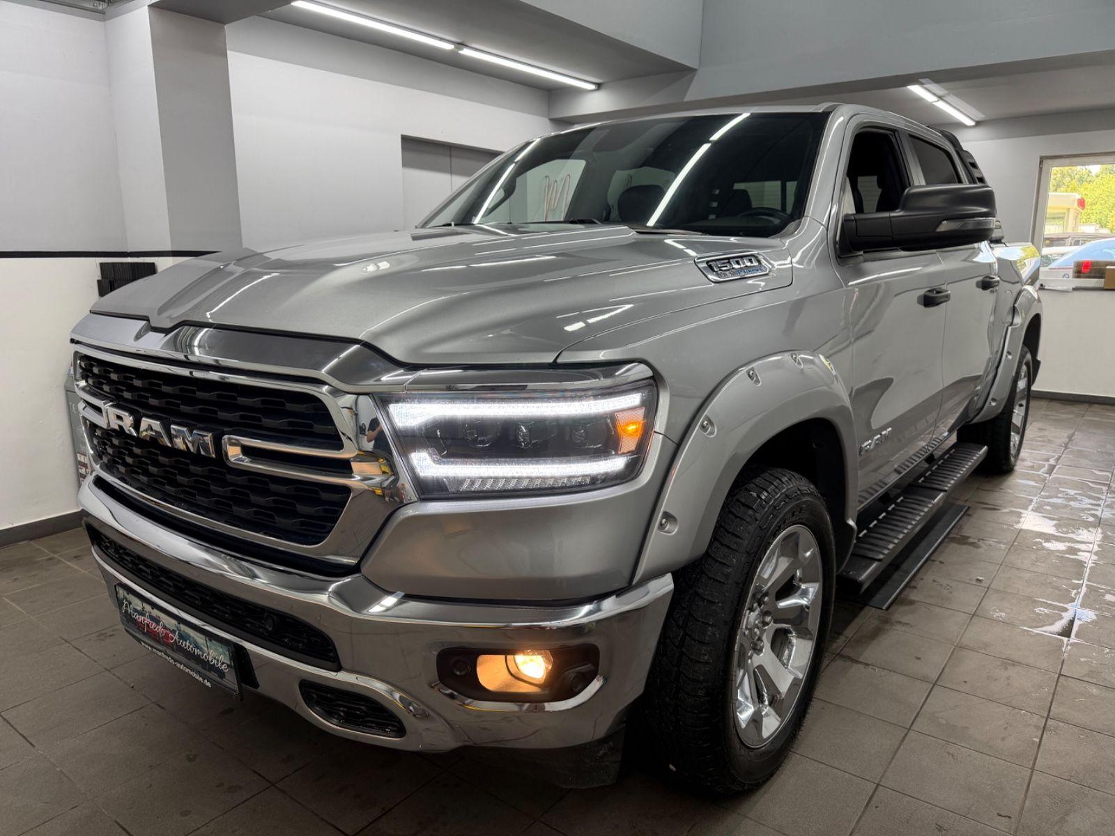 Dodge RAM 1500 5.7 4x4 eTORQUE Bigh. Crew./12"Display/