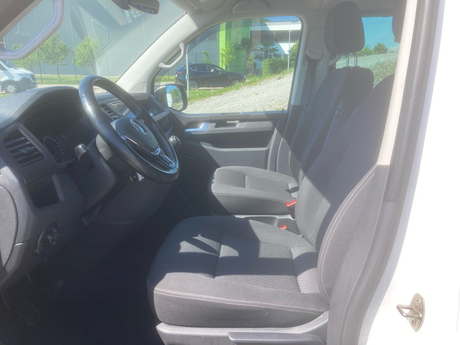 Volkswagen T6 Multivan TDI - Samsaru's Car Outlet