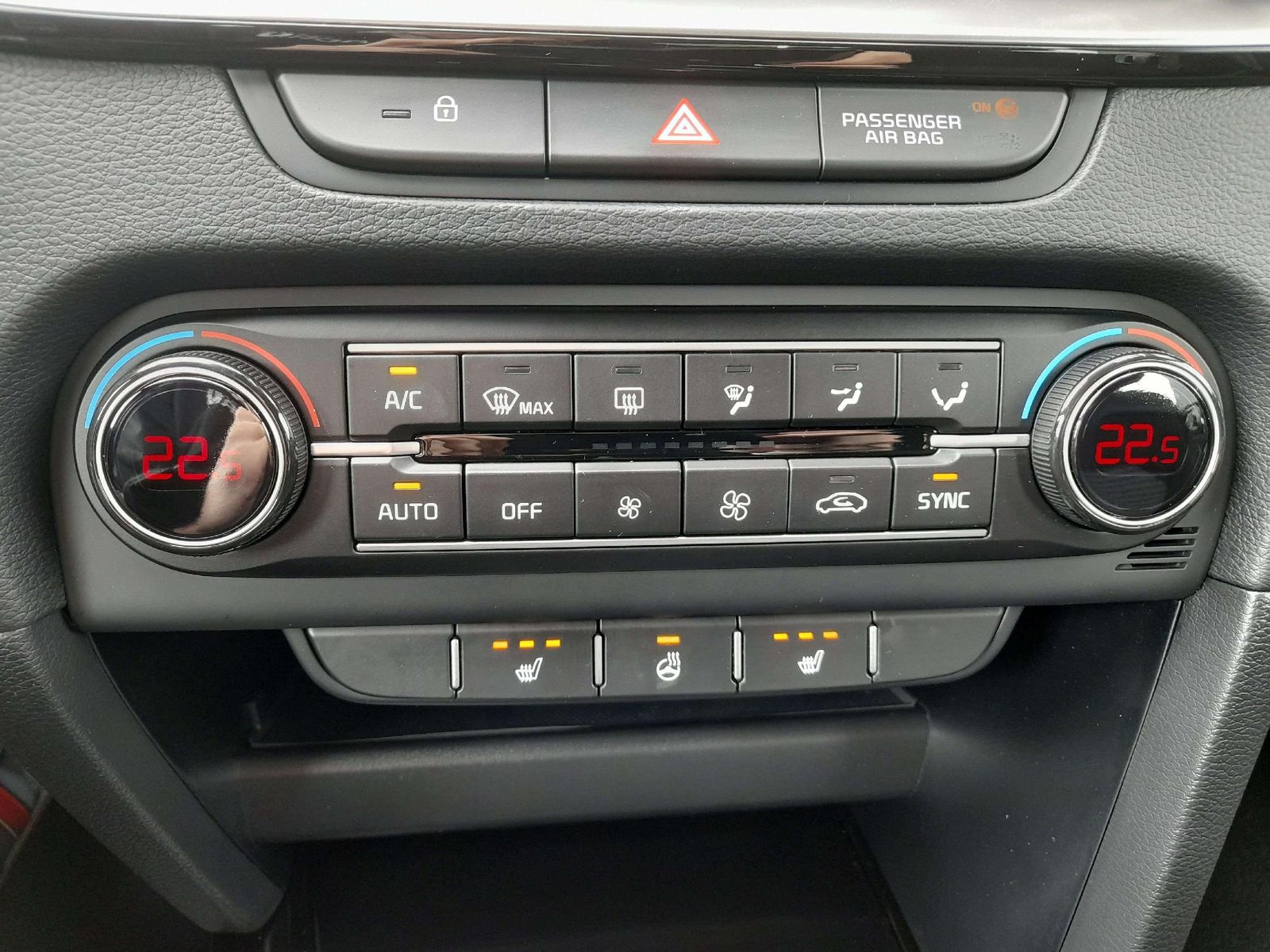 Kia Ceed Vision 1.6D 48V - Samsaru's Car Outlet